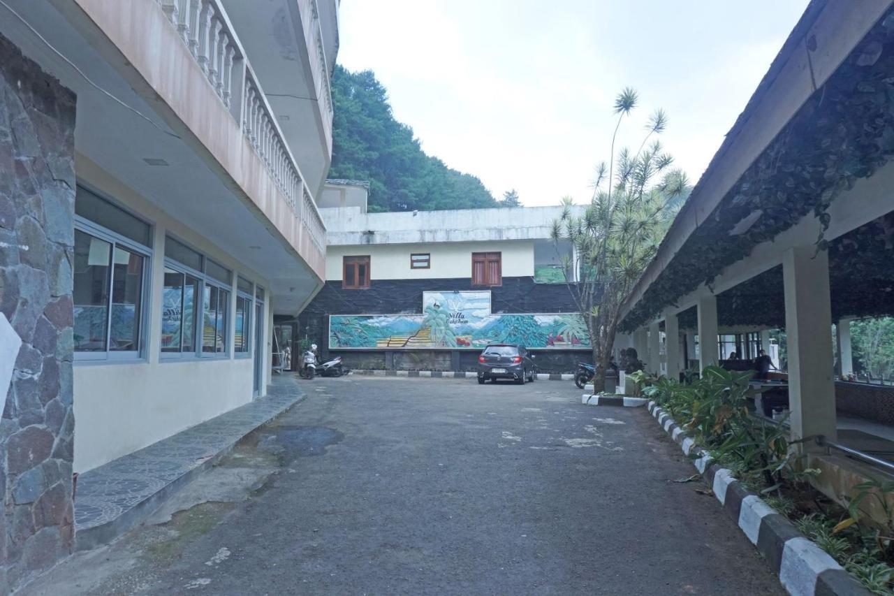 Oyo 92966 Bukit Awan 2* Puncak