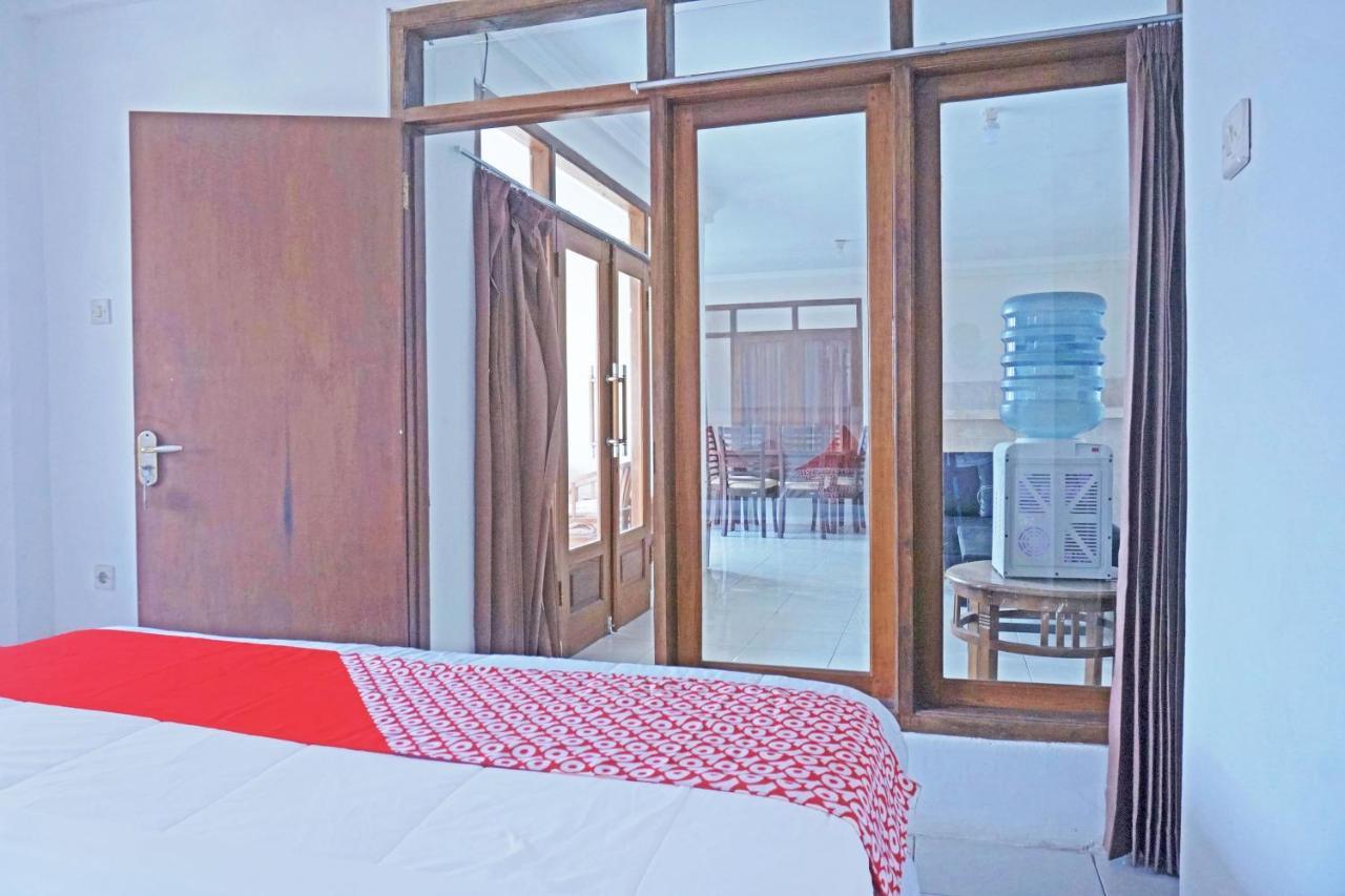 Oyo 92966 Bukit Awan Hotel Puncak